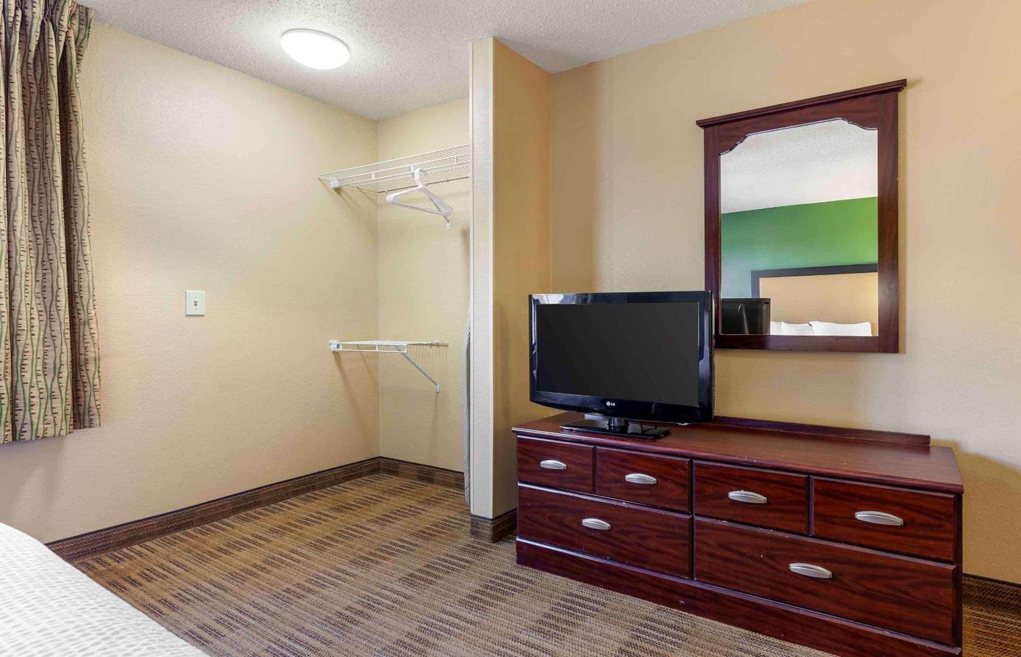Extended Stay America Suites - Madison - Junction Court Middleton Exterior foto